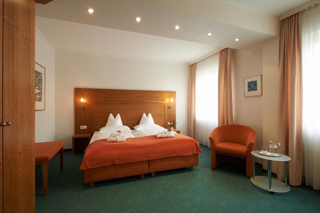 Hotel Klughardt Нюрнберг Екстериор снимка